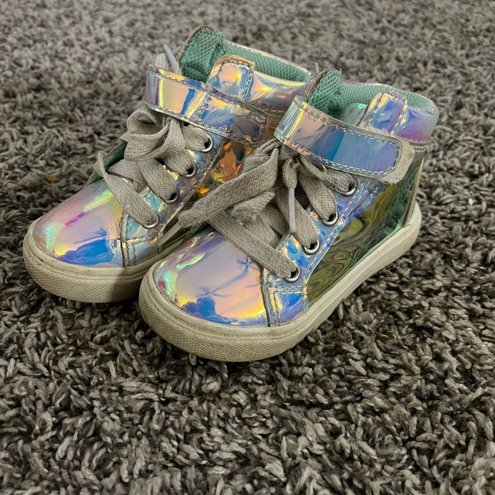 Kids Shoes Size 7
